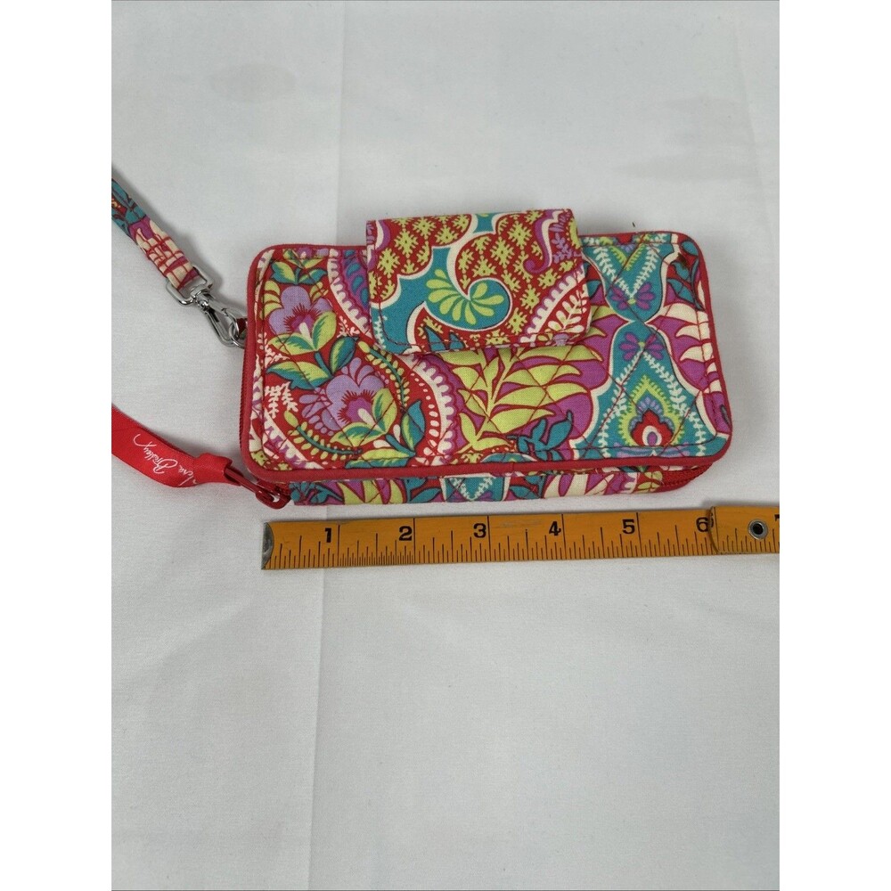 Vera Bradley Bright Floral Zip Around Wallet Wristlet Pink Hard Case - Picture 10 of 11